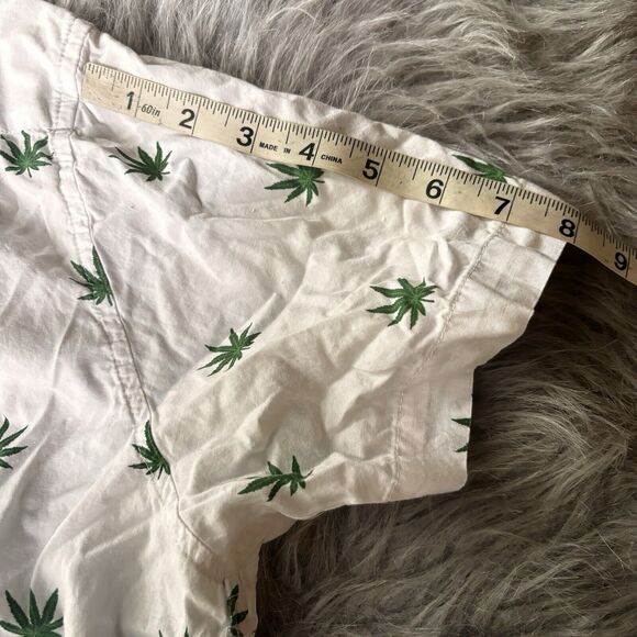 Molokai Surf Shirt Sz XL Cannabis 420 Button Down White Green Marijuana Weed - Picture 11 of 11